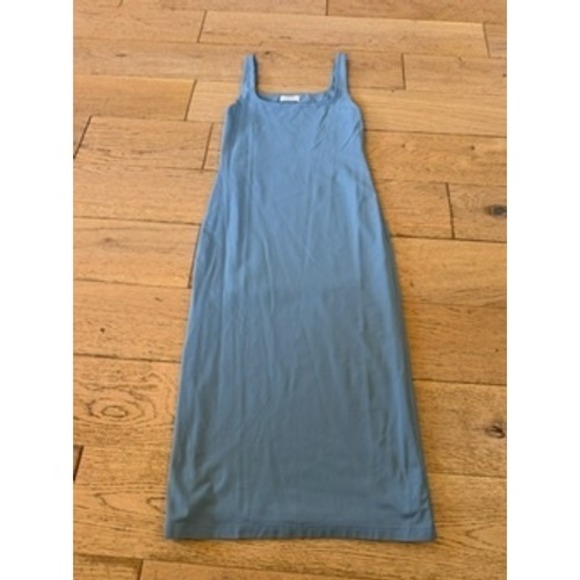 Babaton Dresses & Skirts - Babaton Bodycon Midi Dress Medium Blue Square Neck Tank 83054 (1760)